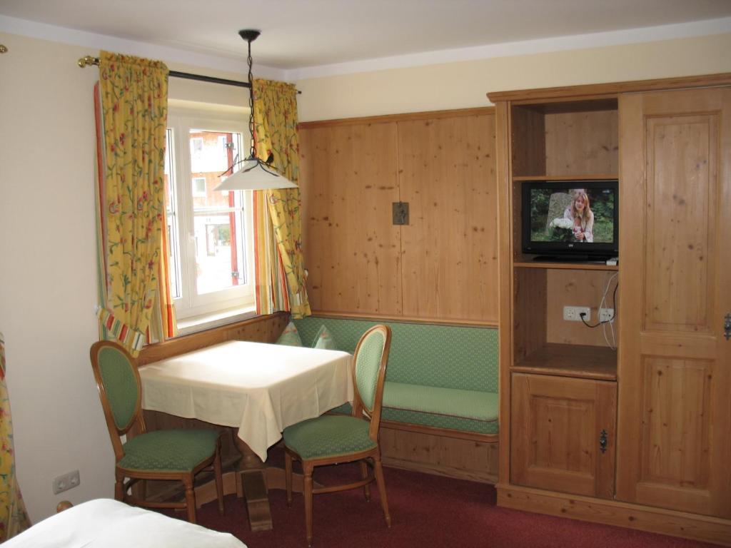 Hotel Triendlhof Zöblen Habitación foto