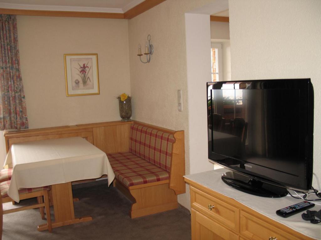 Hotel Triendlhof Zöblen Habitación foto